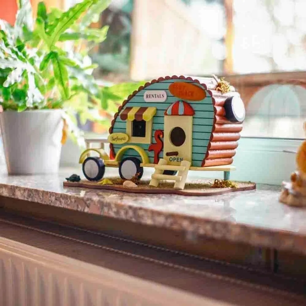 Mangeoire pour oiseaux de jardin - Décoration caravane balcon et terrasse
