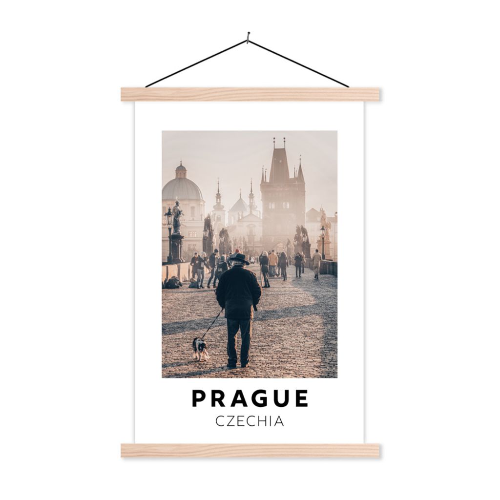 MuchoWow Textilposter Tschechische Republik - Prag - Hund 120x180 cm mit holzfarbenen Rahmen - Textil-Plakat