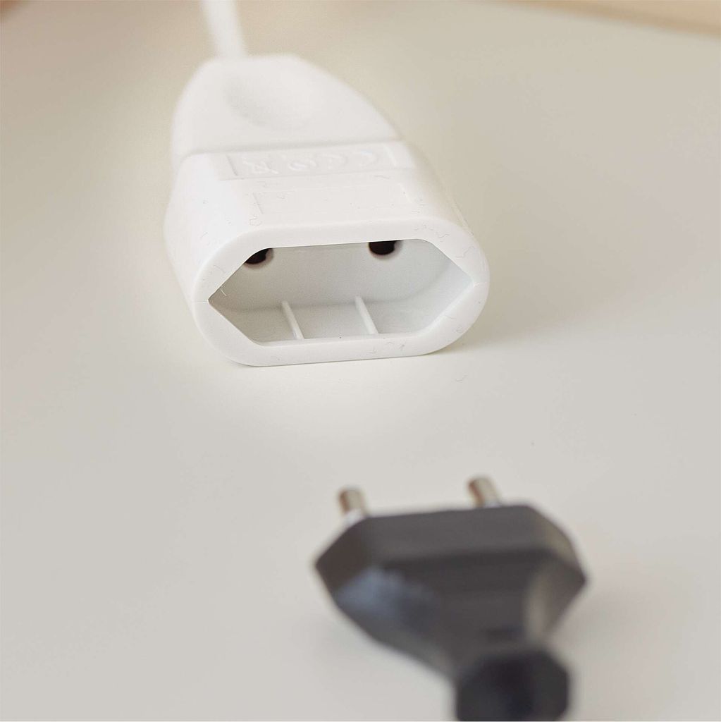 EMOS Euro-Verlängerungskabel 3m mit Euro-Stecker und Produktbild 3