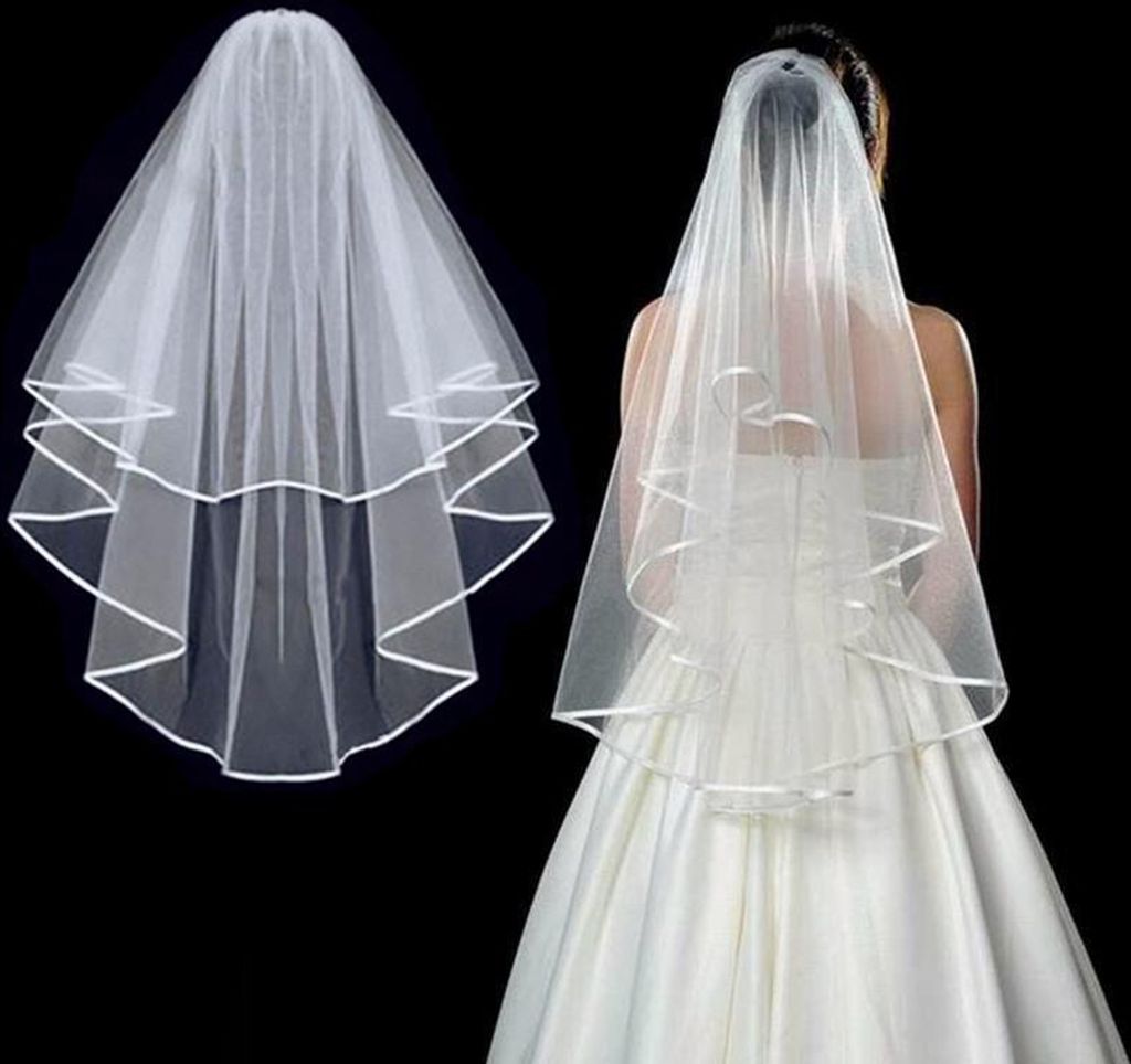 Zweilagiger Hochzeitsschleier mit Bandkante und Kamm, elegantes Braut-Accessoire für Ambiente, festliche Anlässe, Weiß