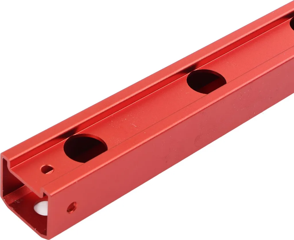Profilé aluminium pré-percé pour fixer vos guides de coupe sans jeu - 13