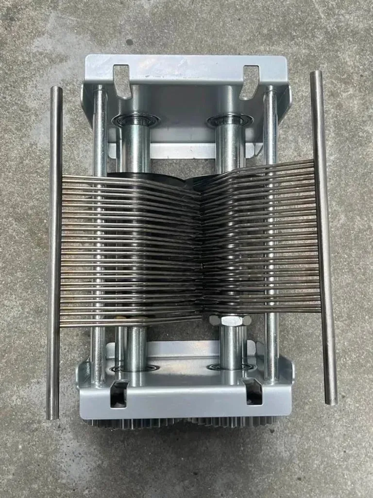 Trancheuse électrique inox : fini les tranches de viande irrégulières