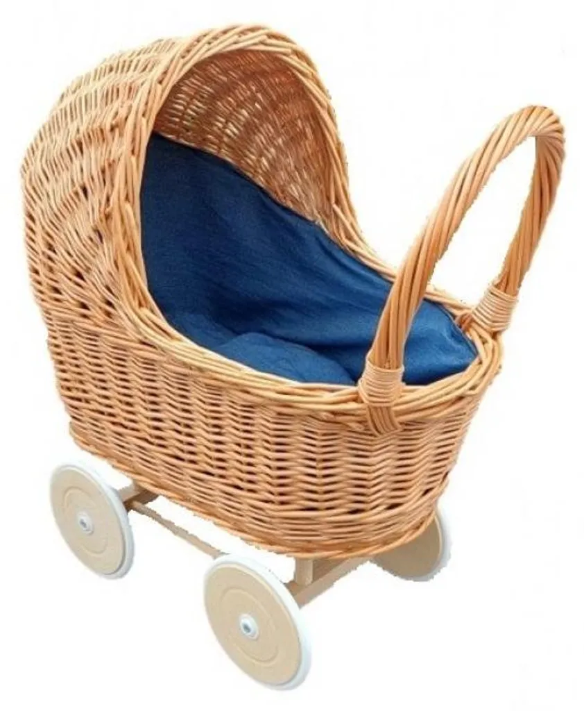 Landau de poupée en bois Hollie et poussette rétro en rotin bleu jean