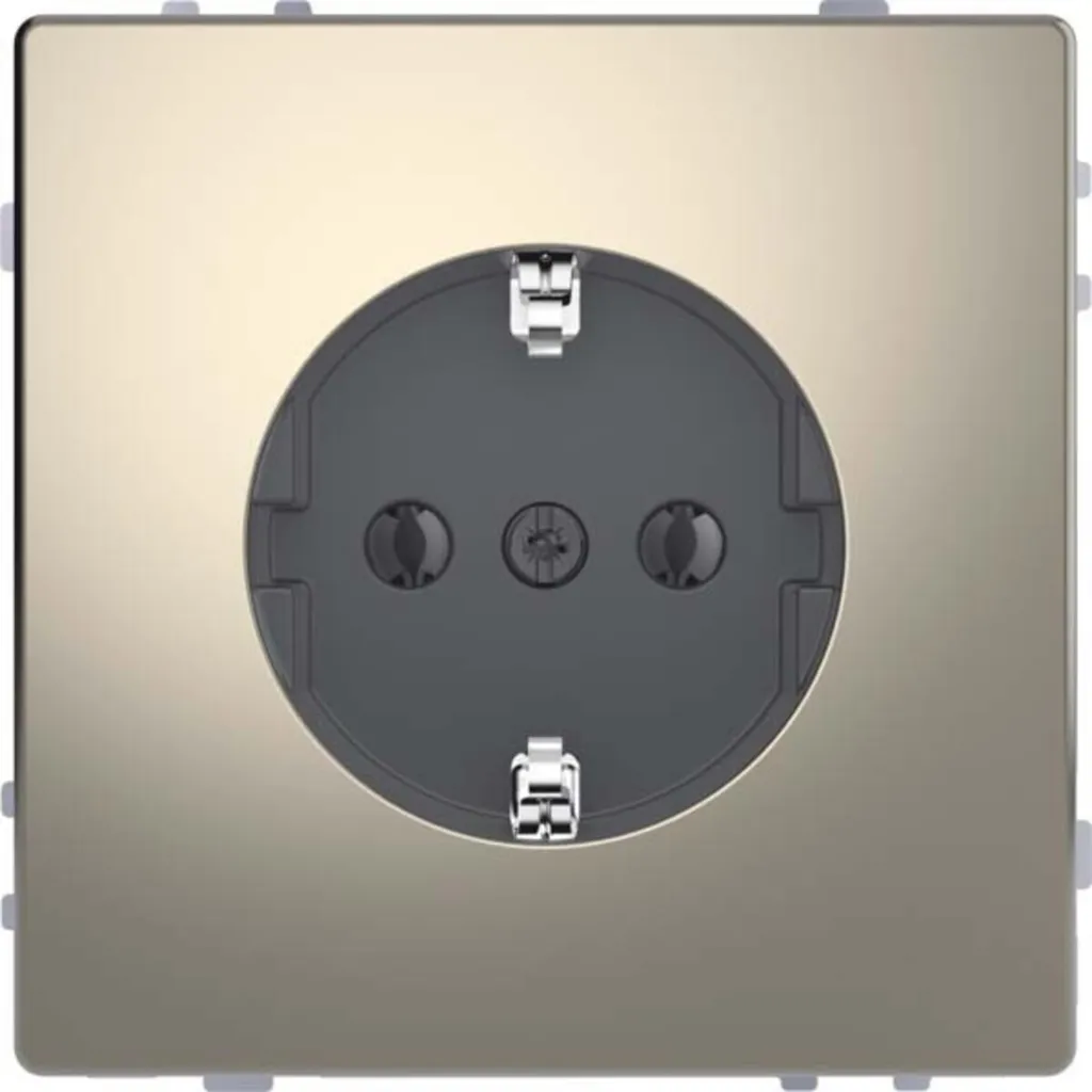 Prise électrique Schuko Merten nickel pour rénovation d'intérieur chic