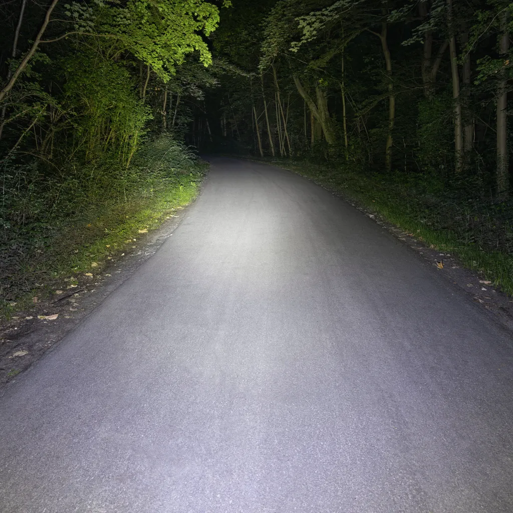 Sigma Buster 800 Phare de Vélo LED Puissant avec Batterie Li-ion USB
