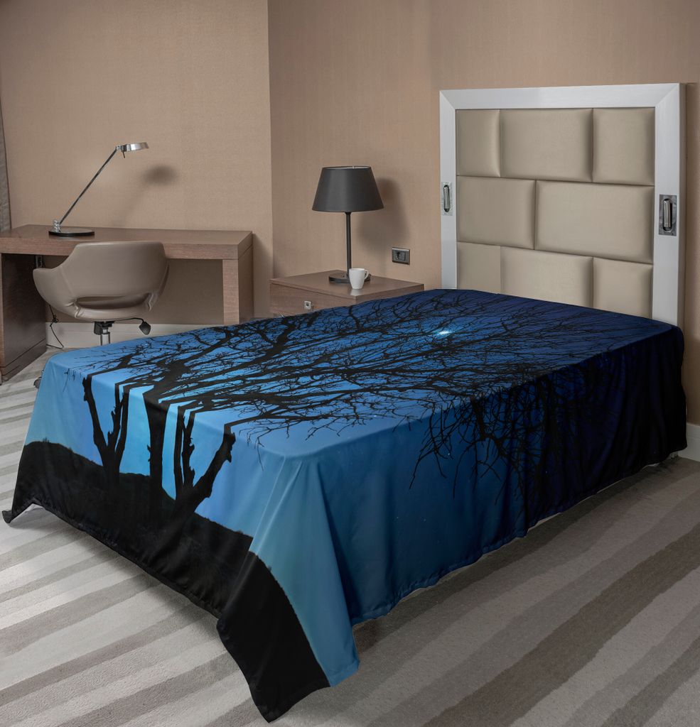 ABAKUHAUS Navy blau Bettlaken, Baum Unter Klarem Himmel Mit Mond Stern Galaxie Natur Landschafts Kunstdruck, weiches bequemes oberes Bettlaken für...