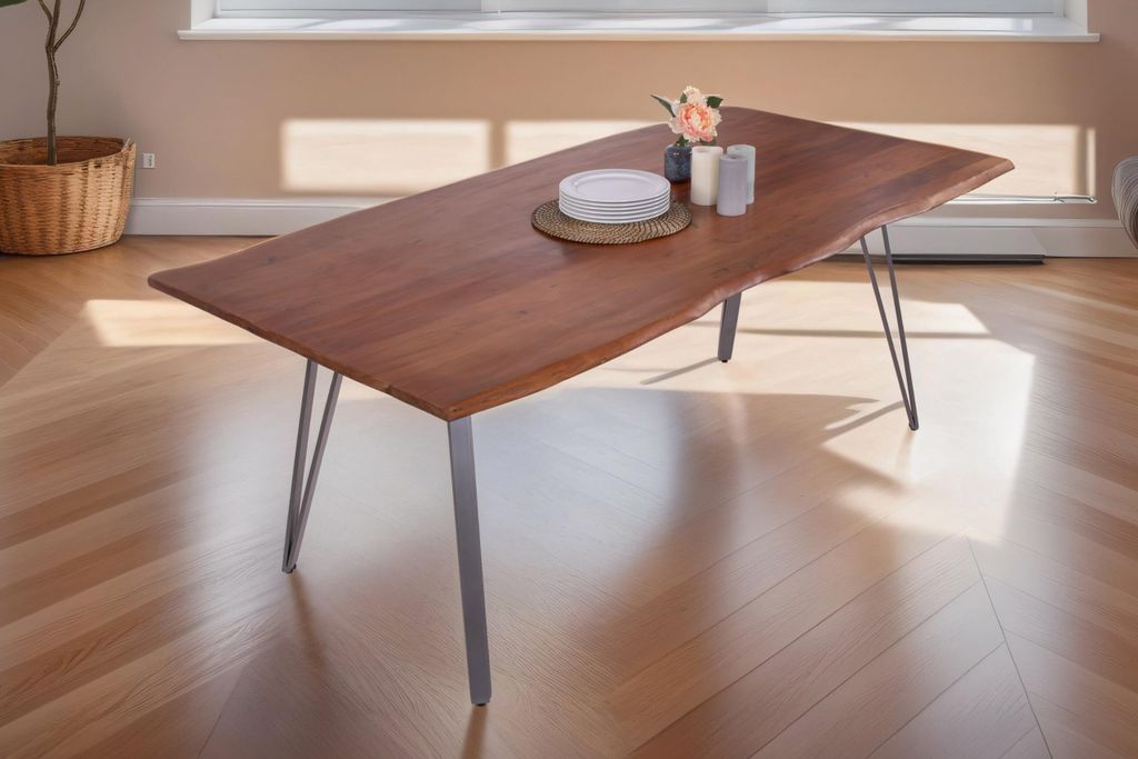 Baumkantentisch 220x100 cm Celia, Akazienholz nussbaumfarben + massiv, echte Baumkante, Esstisch aus Massivholz, Esszimmertisch mit Metallgestell S...