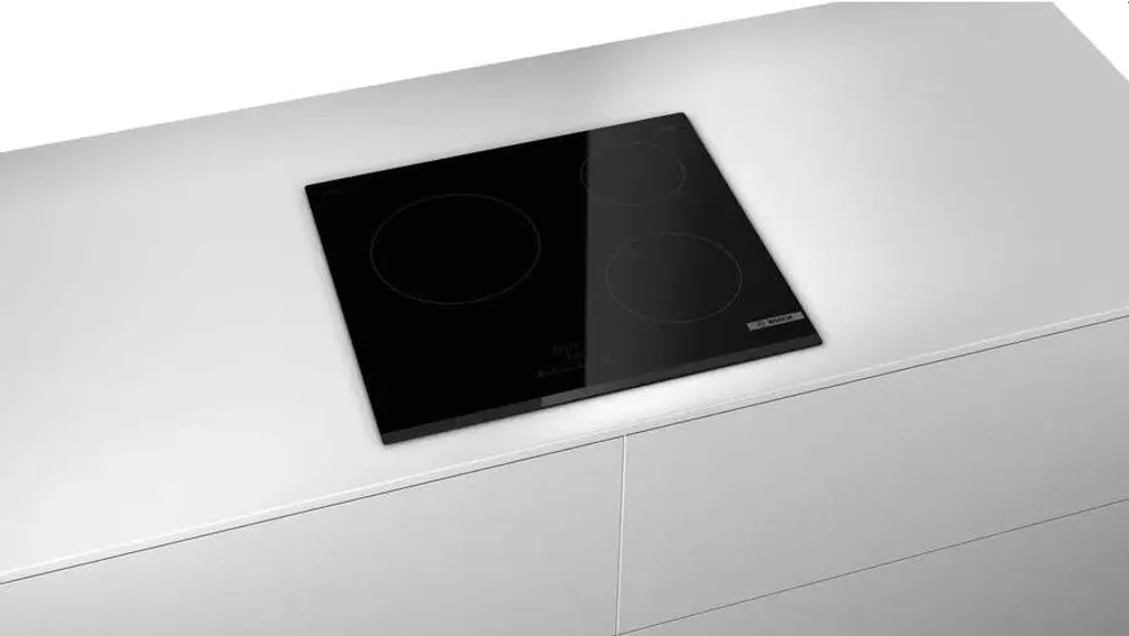 Plaque Bosch vitrocéramique PKM631BB2E cuisson précise et nettoyage facile - 4