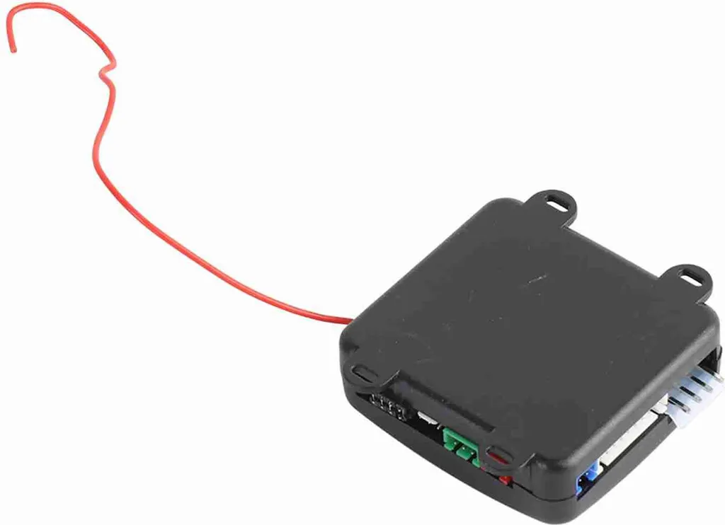 Système d'alarme antivol pour véhicule avec coupure de moteur 12V