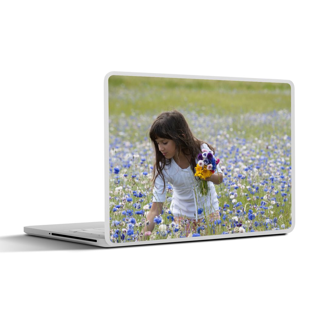 MuchoWow Laptop Aufkleber Sticker Cover Mädchen - Blumen - Wiese 30x22 cm - Laptop-Sticker