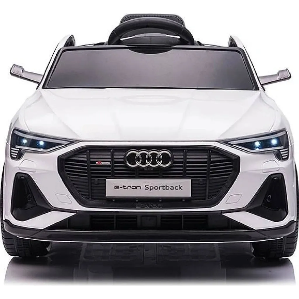 Voiture enfant Audi Q4 e-tron blanche idéale pour jardin et parcs 12V