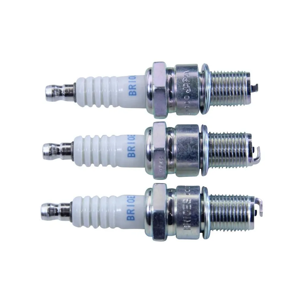 Set 3 Candele NGK BR10ES 4832 - Affidabilità Totale per Grandi Giri