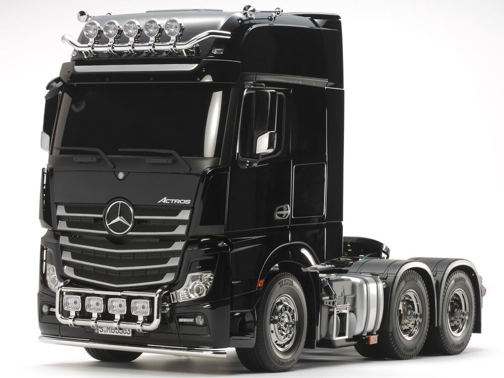 MB Actros 3363 6x4 GigaSpace ciężarówka 1/14 Tamiya 56348 Zdjęcie produktu 