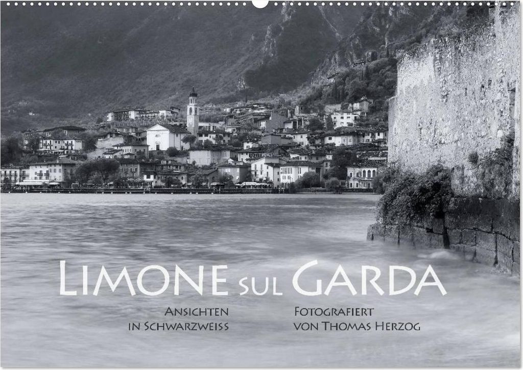 Limone sul Garda schwarzweiß (Wandkalender 2026 DIN A2 quer), CALVENDO Monatskalender