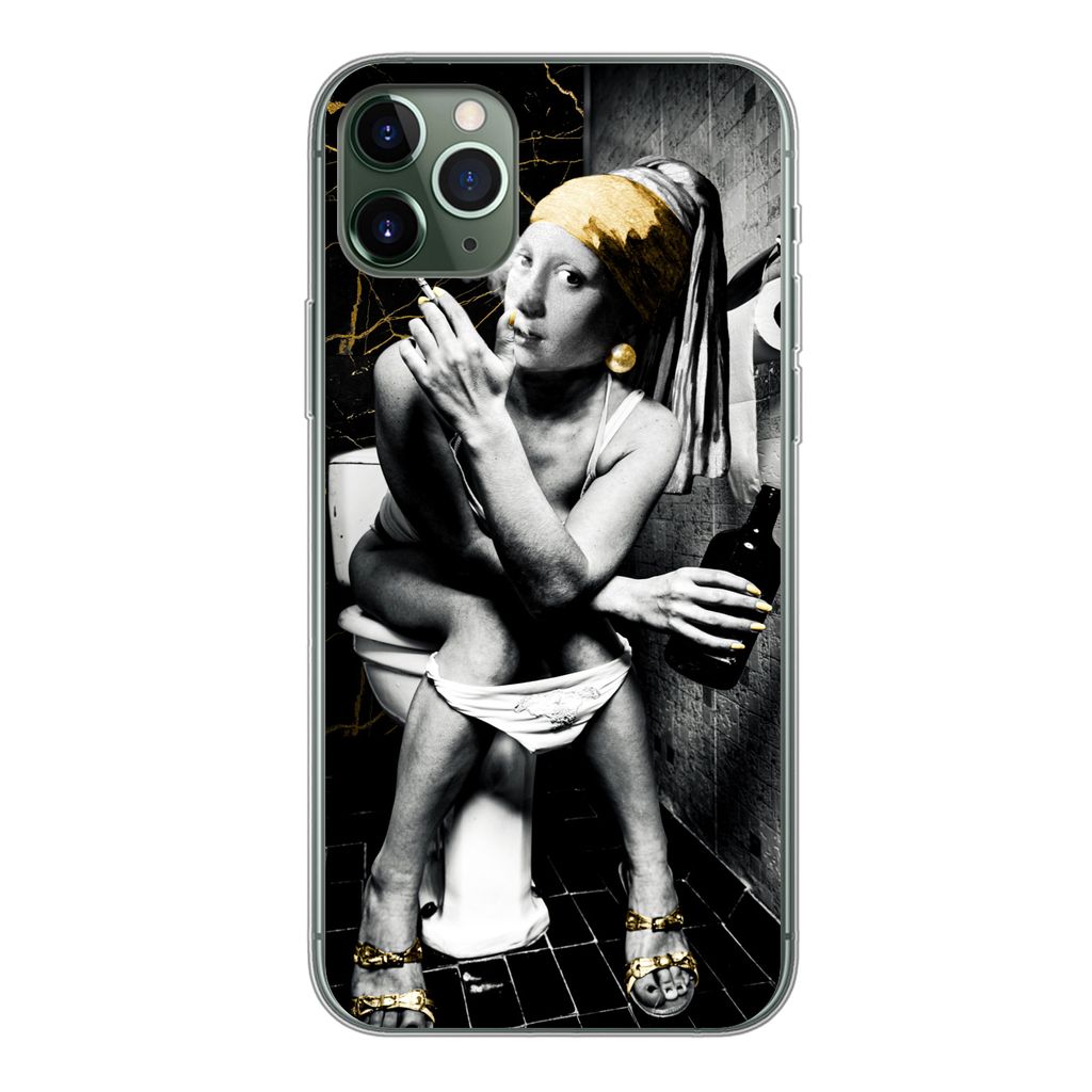 MuchoWow Handyhülle Schutzhülle Hülle für iPhone 11 Pro Max Marmoroptik - Mädchen mit Perlenohrring - Zigaretten - Toilette - Gold - Kunst -...