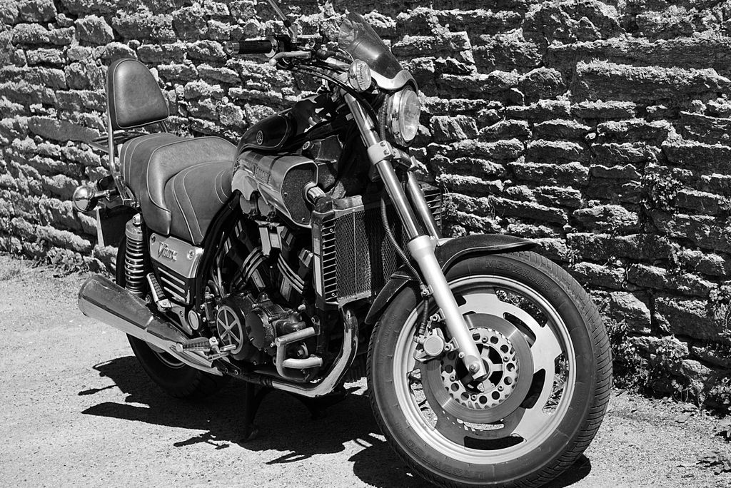 hansepuzzle 42213 - Motorrad Puzzle, 2000 Teile, Fortbewegung, 90,0 x 60,0cm mit hochwertiger Aufbewahrung, Kartonbox & Beutel