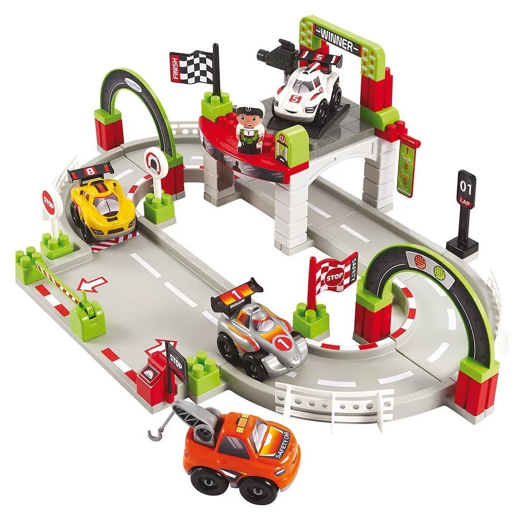 Circuit Ecoiffier Abrick avec 3 voitures de course pour enfant