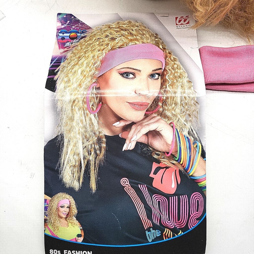 80er Jahre Fashion Perücke in blond mit Haarband Produktbild 4