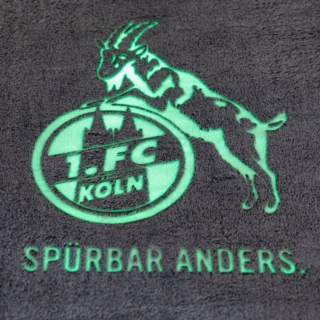 1. FC Köln Flanelldecke "leuchtend" Logo 150 x 200 cm Produktbild 5
