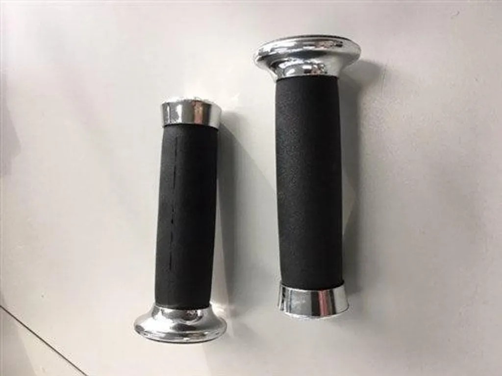 Rénovez votre moto : Kit de finition Polisport Chopper Black Chrome