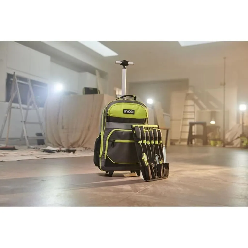 Sac à dos RYOBI à roulettes 32 x 47 cm renforcé avec compartiments multiples - 3