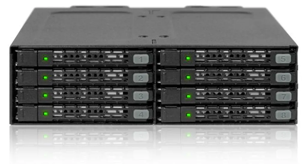Rack métallique robuste ICY Dock MB998SP-B pour disques 2.5 - 7