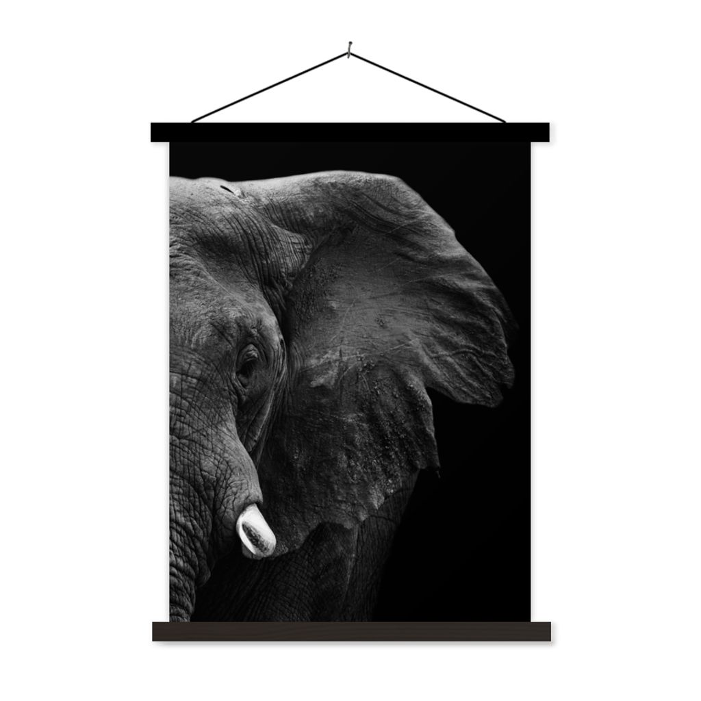MuchoWow Textilposter Tiere - Elefant - Wild - Schwarz - Weiß 90x120 cm mit schwarzem Rahmen - Dekoration