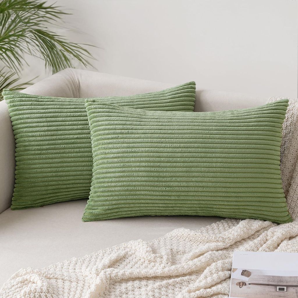 Set mit 2 Kissenbezügen aus Cord, bohnengrün, 40 x 60 cm