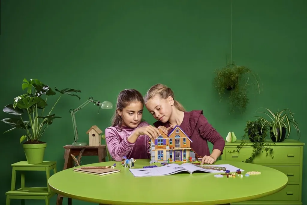 LEGO Friends 41369 La Maison de Mia avec Cheval et Accessoires Figurines