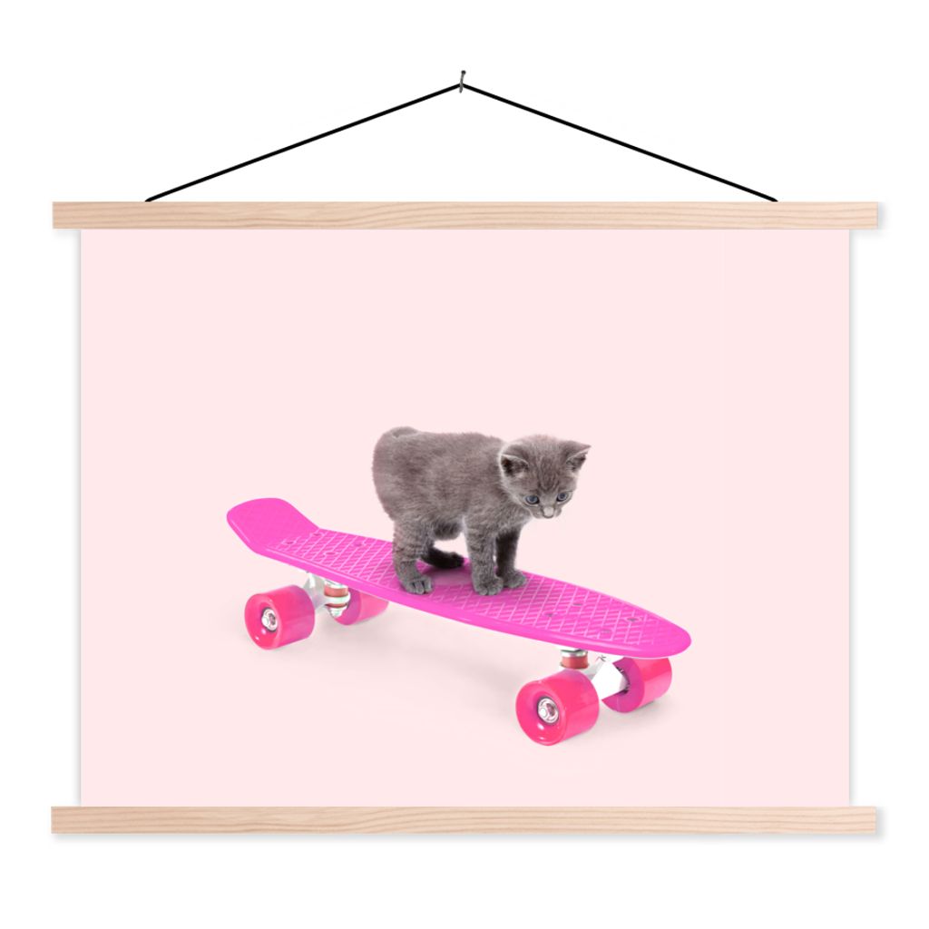 MuchoWow Textilposter Katze - Kätzchen - Tiere - Skateboard - Rosa 40x30 cm mit holzfarbenen Rahmen - Bilder