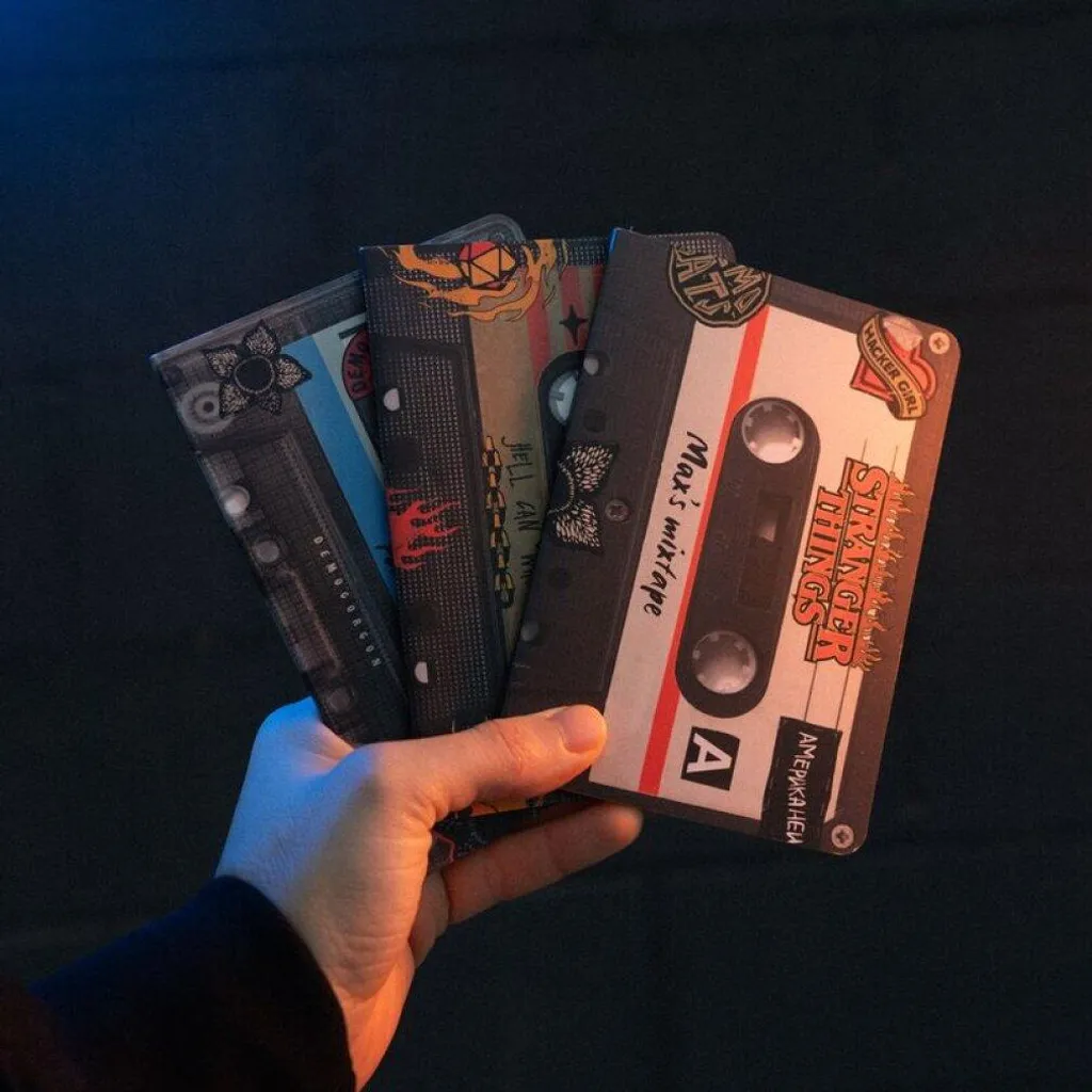 Official Stranger Things A6 Notebook Set | Erik Walkman Pack 3-szt - 3