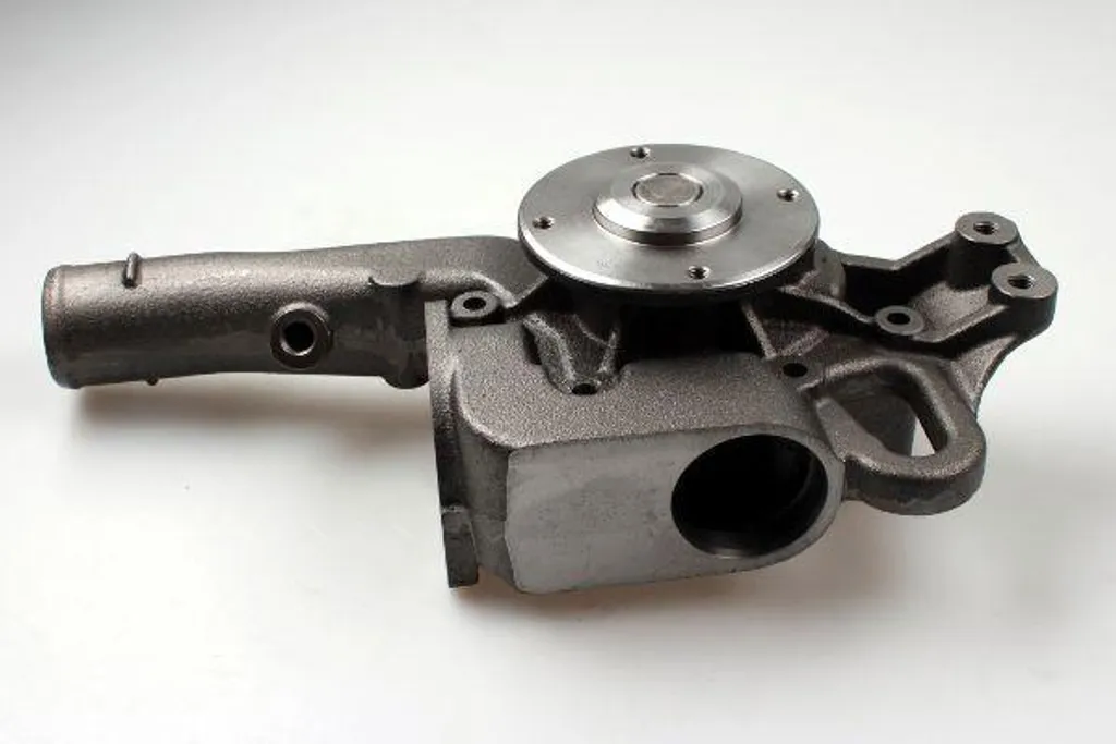 Pompe à eau HEPU P1554 pour refroidissement moteur Vario OE A9042000201