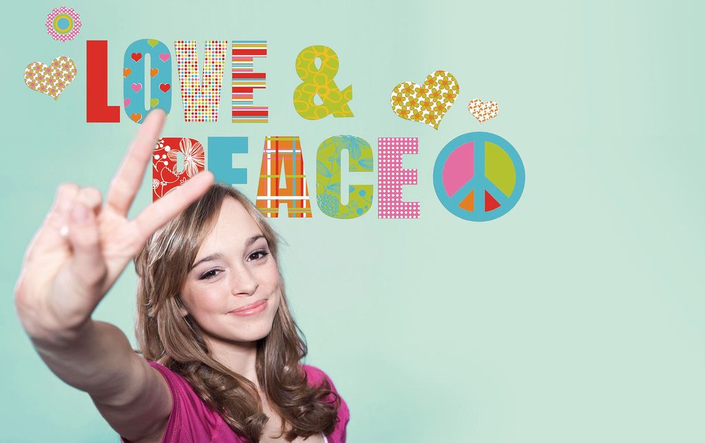 Komar Deco-Sticker "Love and Peace" 100 x 70 cm, bunt, 17718h