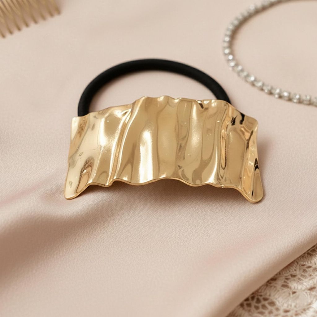 Haargummi Monica mit goldener texturierter Oberfläche