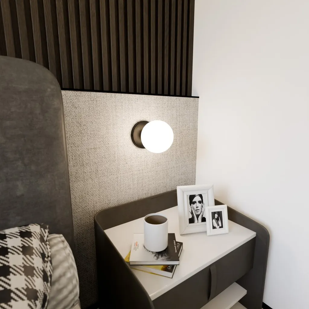 Applique noire mate Emibig BIOR K1 robuste et compacte culot E14
