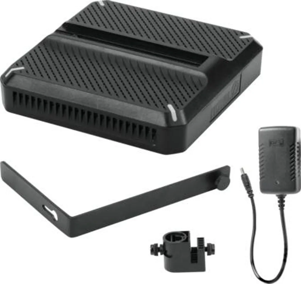Fini les Algues avec Fluval Nano Plant 4.0 LED 20W : Éclairage Précis et Piloté