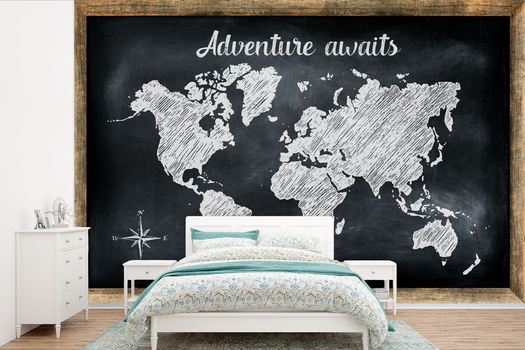MuchoWow Fototapete für Wohnzimmer oder Schlafzimmer Wandtapete Vinyl Motivtapete Weltkarte - Kreidetafel - Weiß - 525x350 cm - Das Hintergrund...