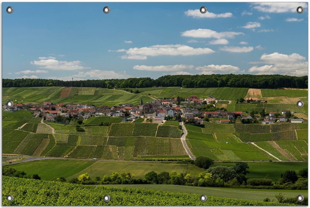Wallario Outdoor-Poster für Garten oder Balkon, Motiv Panoramablick über die Champagne, in ca. 80 x 120 cm