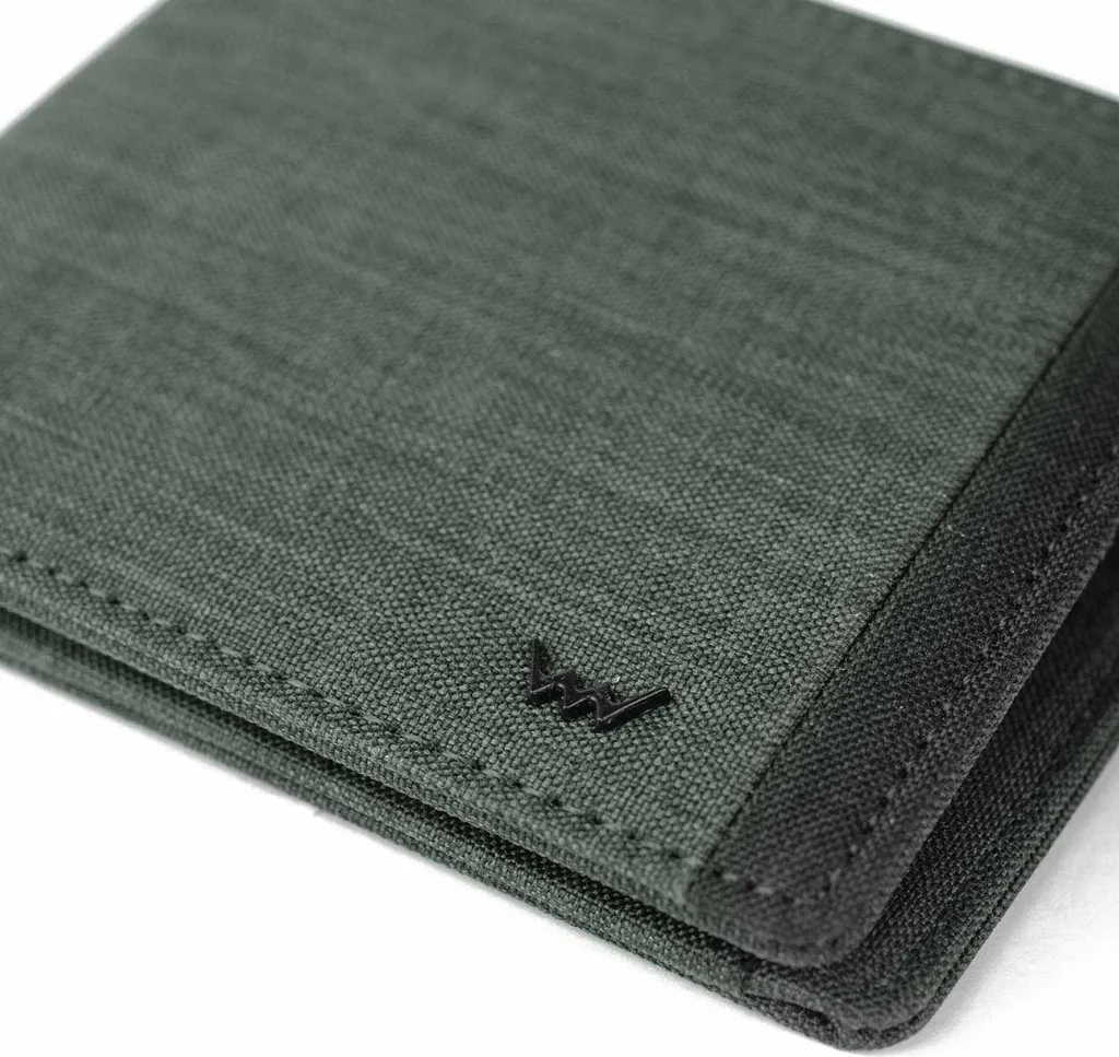 Portefeuille Vuch Force vert foncé résistant avec rangements multiples - 7