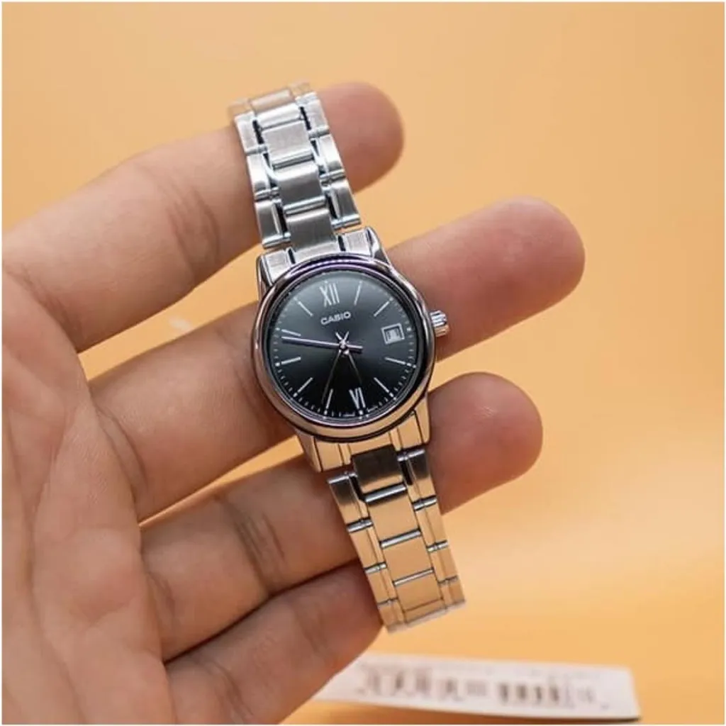 Casio LTP-V002D-1B3UDF Nero: L'accessorio Chic per l'Ufficio Moderno - 6