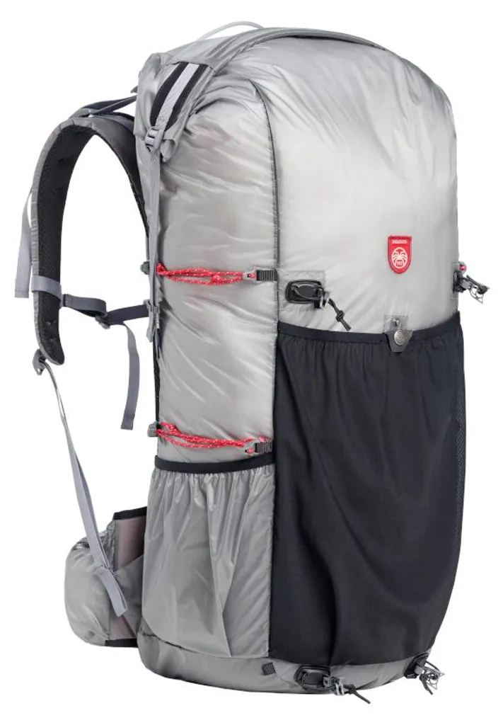 Sac à dos de trekking Pajak XC3 42L argenté conçu pour l'itinérance