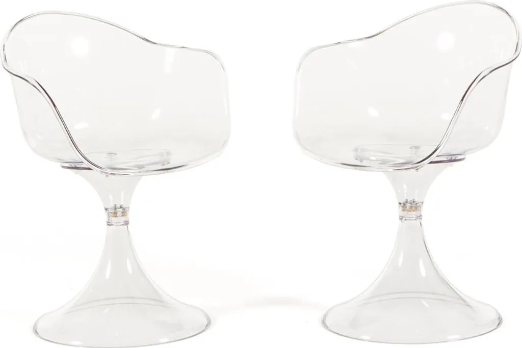 Chaises transparentes KIARA : gagnez de l'espace visuel avec élégance