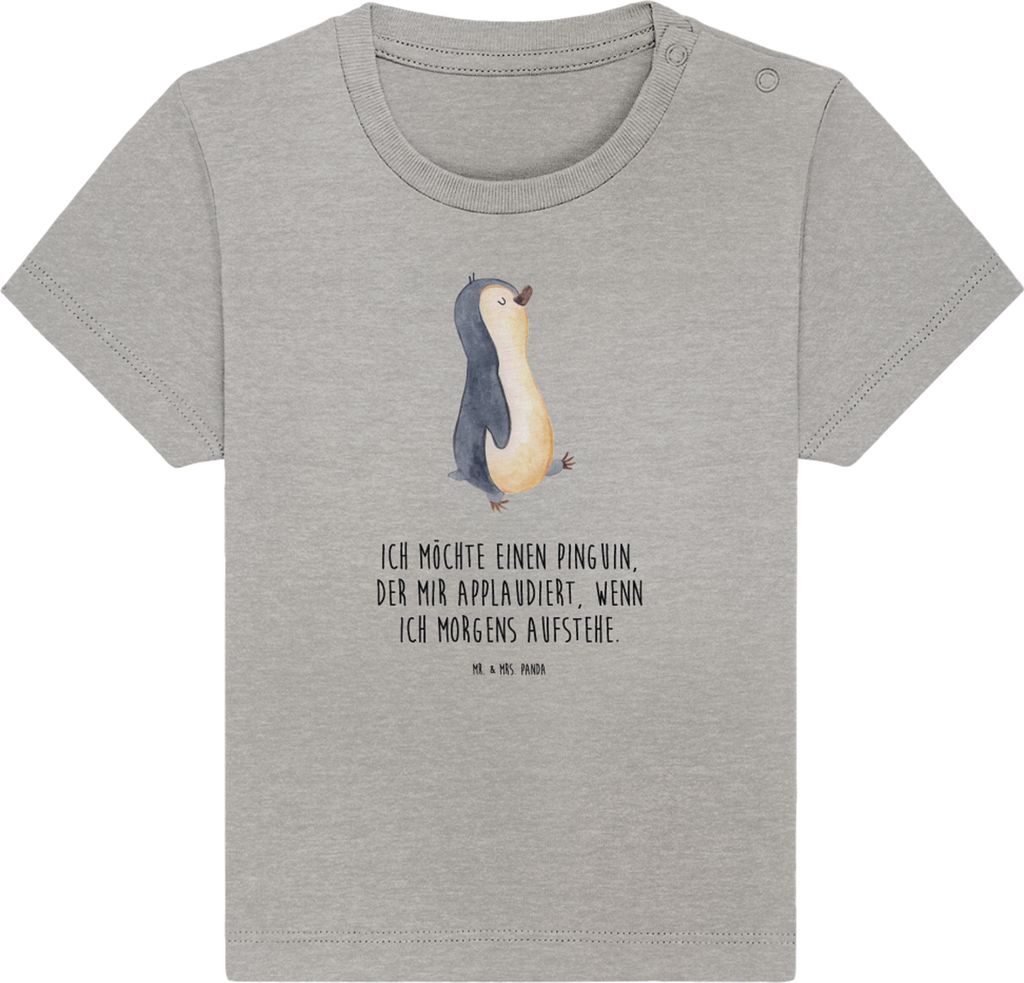 Mr. & Mrs. Panda T-Shirt Pinguin marschieren 0. - 6. Monat - Heather Grey - Geschenk, Unausgeschlafen, Babyshirt, Aufstehen, Kleinkind Shirt, Famil...