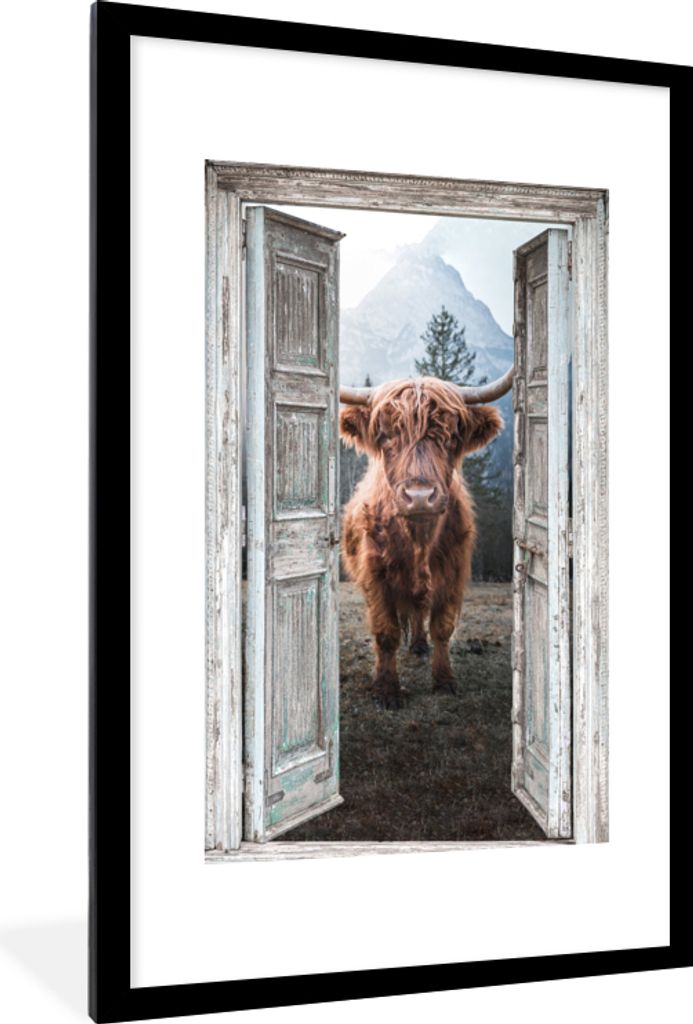 MuchoWow Gerahmtes Poster Schottischer Highlander - Kuh - Ländlich - Ansicht 60x90 cm - Poster mit Schwarzem Bilderrahmen Wandposter Rahmen Foto...