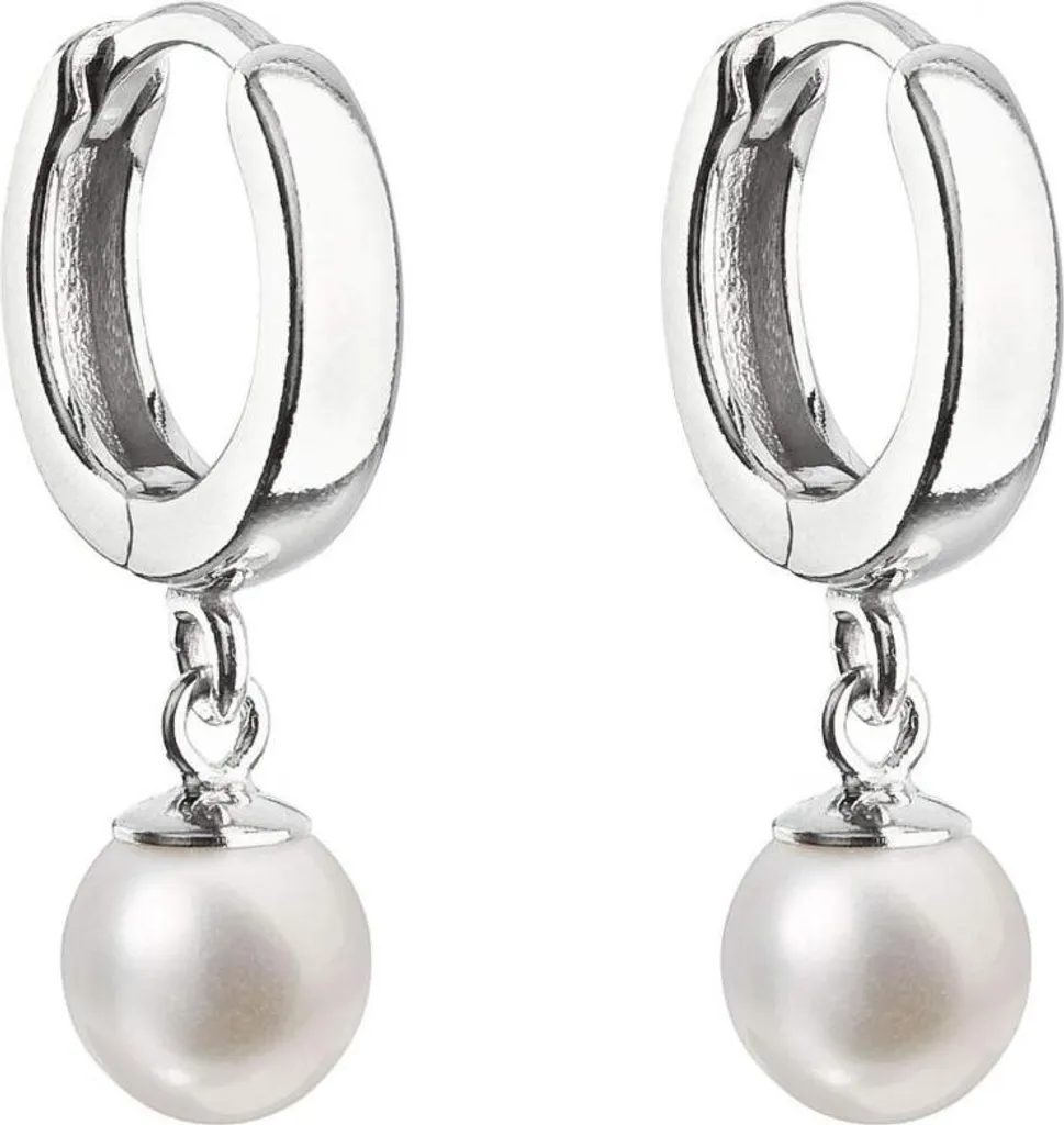 Anneaux argent et perles de rivière pour un look chic au quotidien