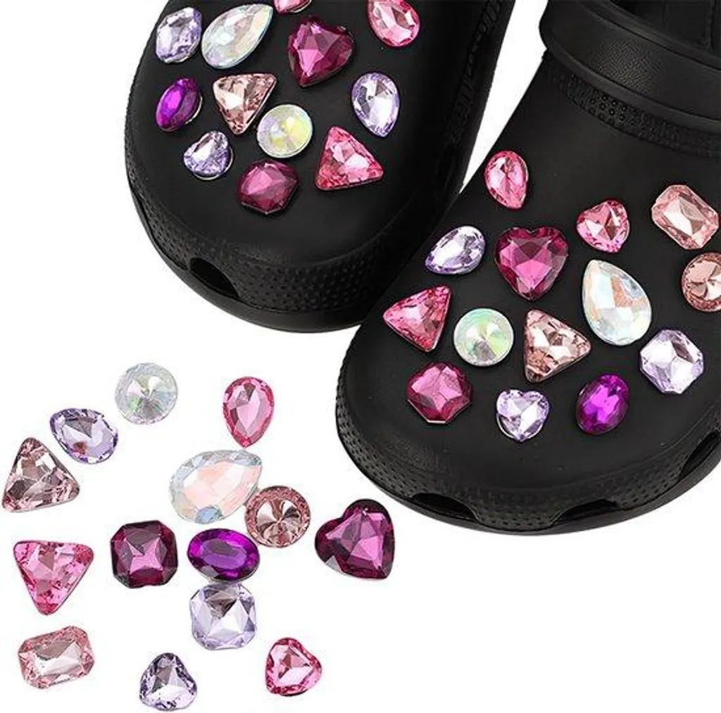 Décoration sandales en bois : 28 bijoux diamants et chaîne bleue femme