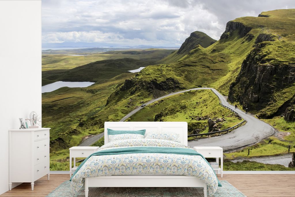 MuchoWow Fototapete für Wohnzimmer oder Schlafzimmer Wandtapete Vinyl Motivtapete Straße durch die Berge in. Schottland - 525x350 cm - Das Hint...