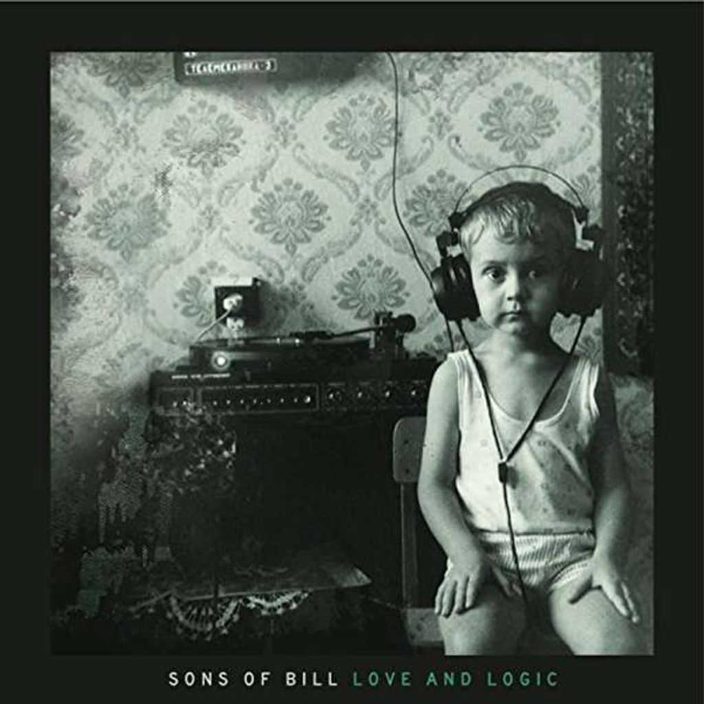 Alive AG Love and Logic (LP), Land, Vinyl, Sons of Bill, Essential Sales and Marketing Ltd. / Thirty Tigers, Gleitschutzhülsen-Paket, 30 cm