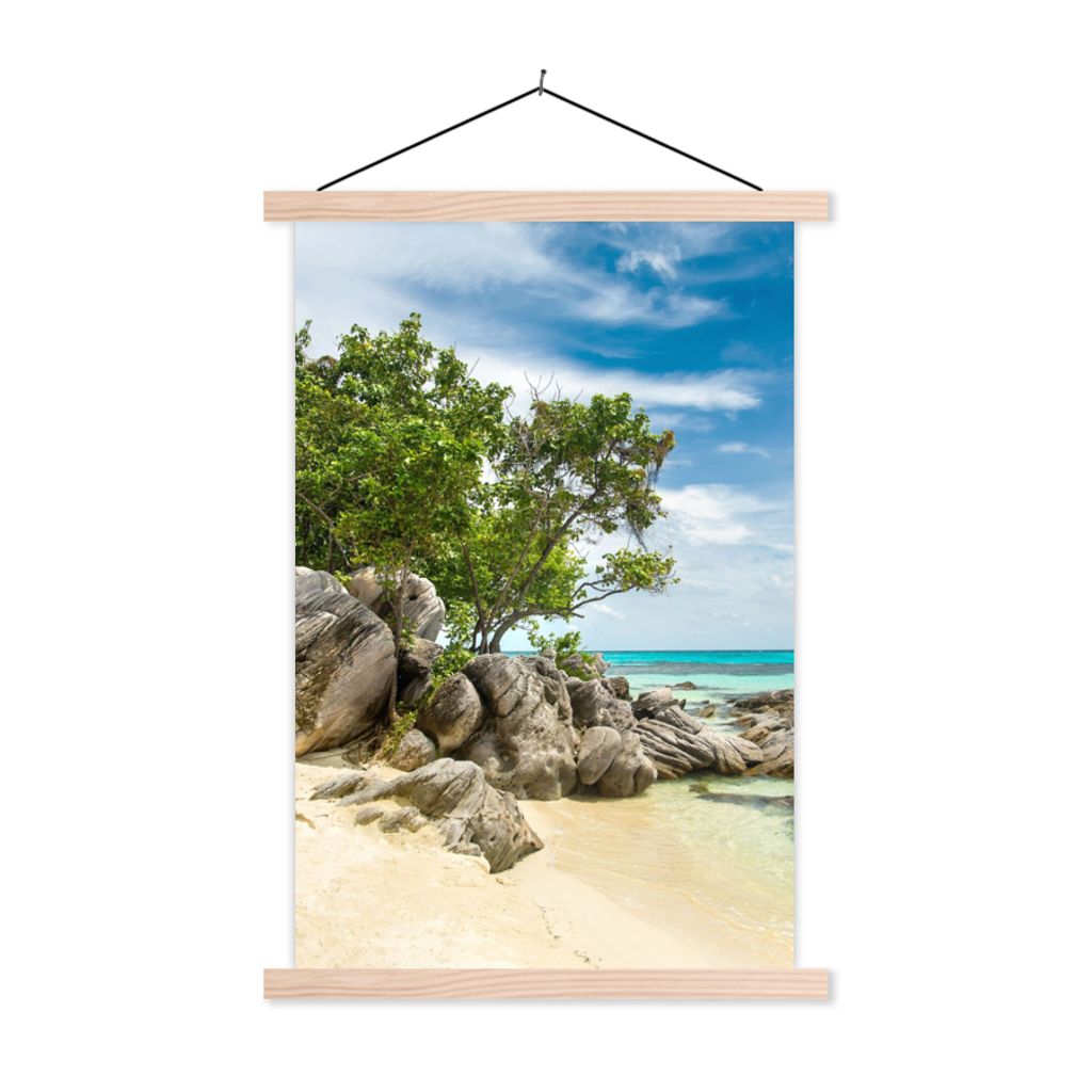MuchoWow Textilposter Strand - Steine - Meer - Sommer 120x180 cm mit holzfarbenen Rahmen - Textil-Plakat