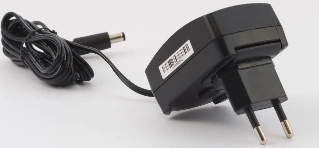 Bloc d'Alimentation 10W pour Poste IP Snom Séries 300 à 800 Format EU